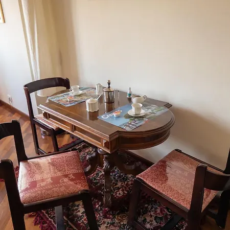 Lägenhet Elegant Studio, 20 Mins From Termini Station Rom