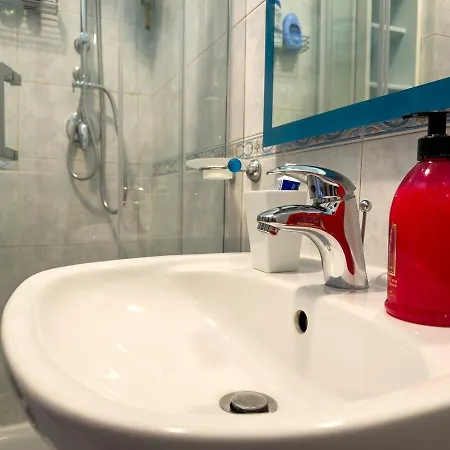 Elegant Studio, 20 Mins From Termini Station * Rome